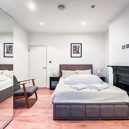 Prime Location Camden Luxury Apt Sleeps 6 伦敦 外观 照片