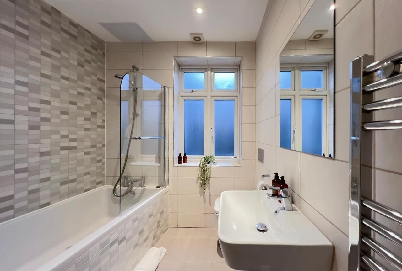 Prime Location Camden Luxury Apt Sleeps 6 伦敦 外观 照片