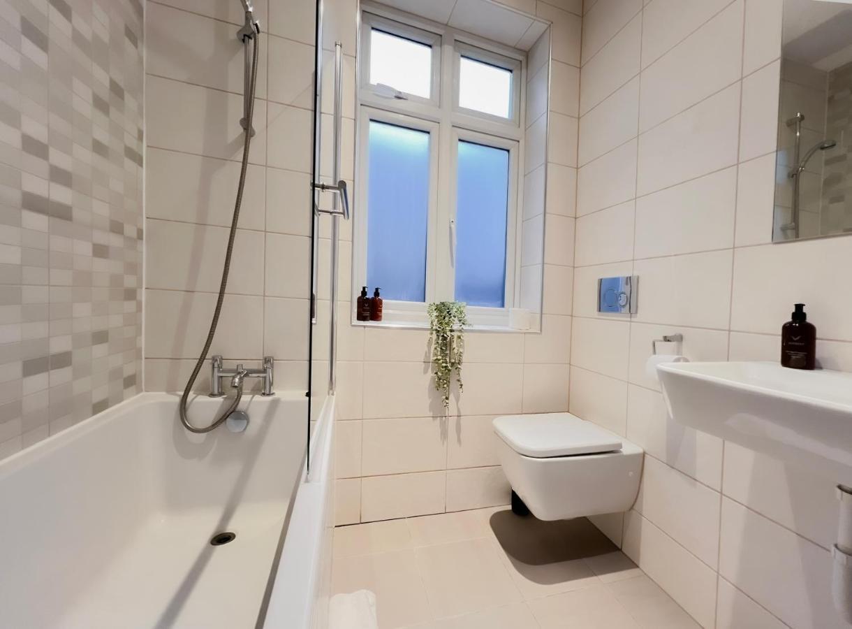 Prime Location Camden Luxury Apt Sleeps 6 伦敦 外观 照片